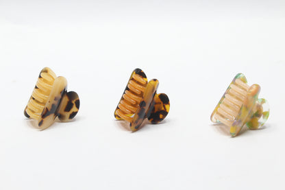Mini Tiger print Hair Claw Clip Tortoise Shell Clamp Grip Curved Teeth Barrates