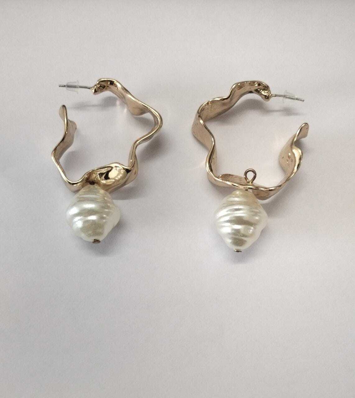 Golden Long Earrings Wave Pearl Drop Stud Earrings